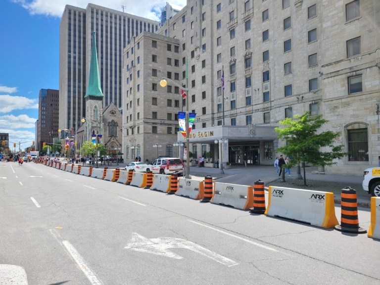 Medium Jersey Barrier